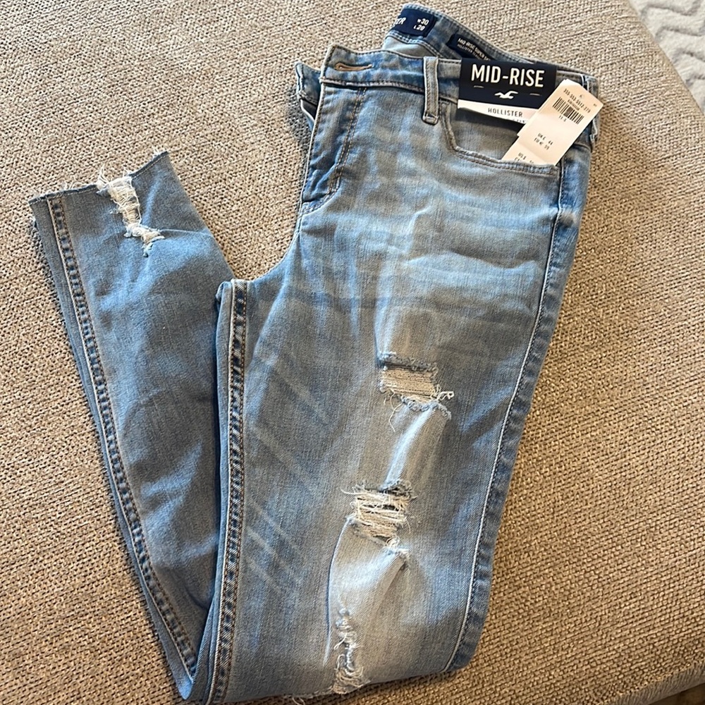NWT Hollister mid rise super skinny jeans